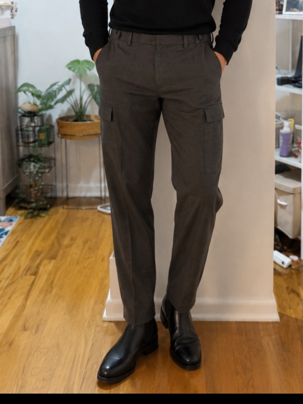 Perry Ellis Men's Gray Cargo Dress Pants - Versatile Tailored Fit